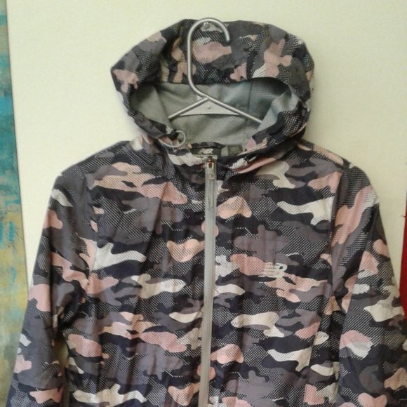 NB purple, pink and white camo windbreaker - Picture 5 of 5